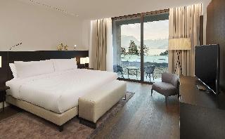 Гостиница Hilton Lake Como
