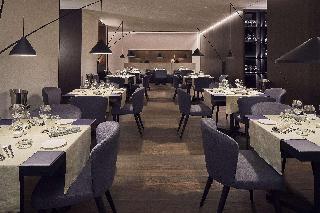 Гостиница Hilton Lake Como