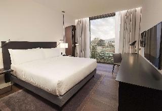 Гостиница Hilton Lake Como