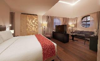 Гостиница Hilton Lake Como