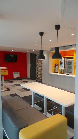 Гостиница Premiere Classe Amiens