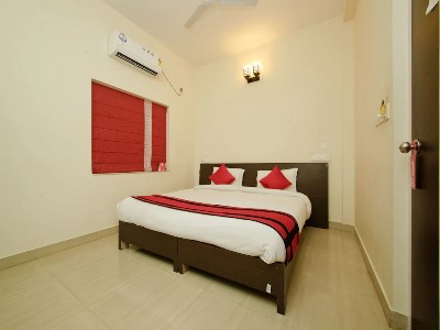 Гостиница Oyo 7616 Maple The Residence