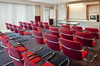 Гостиница Holiday Inn Express Doncaster