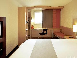 Гостиница ibis Avignon Sud