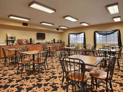 Гостиница Surestay Plus By Best Western Beeville