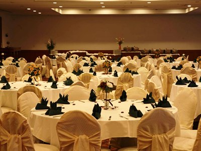 Гостиница Holiday Resort And Spa