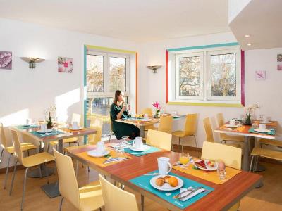 Гостиница Adagio Access La Defense Place Charras
