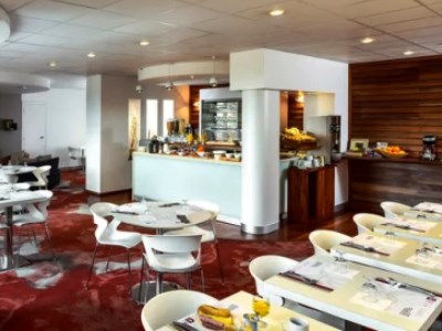 Гостиница Aparthotel Adagio Toulouse Ctr Ramblas