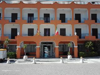Hotel International Resort
