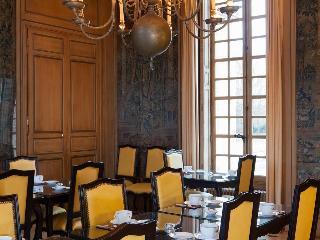 Гостиница Chateau de Bourron