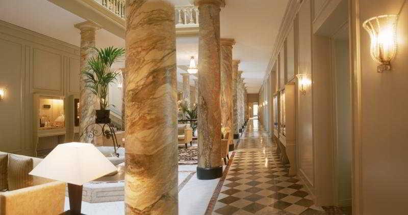 Гостиница Des Trois Couronnes