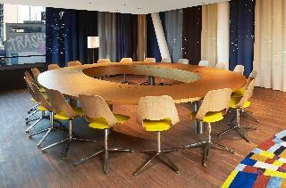 Гостиница 25hours Hotel Zurich West