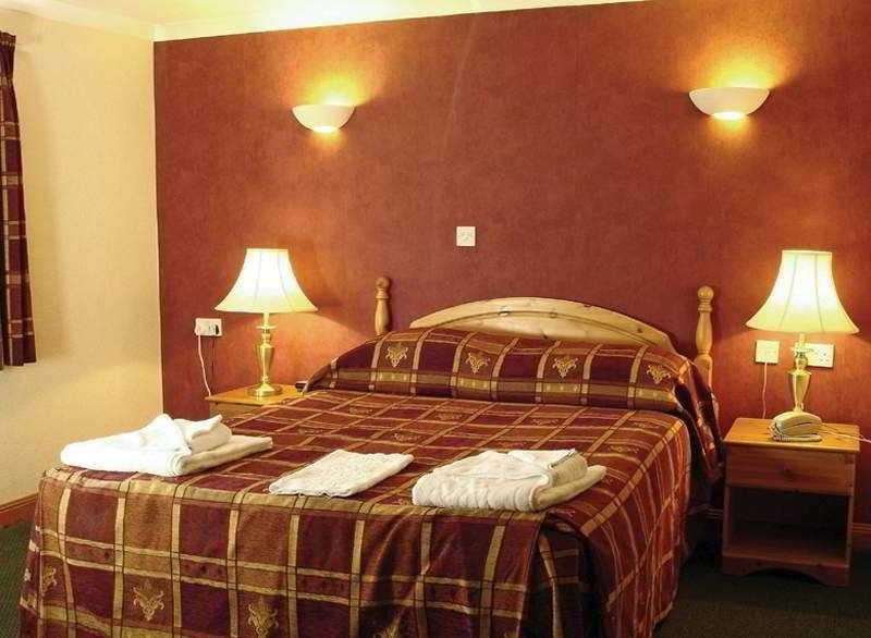 Гостиница The Kyle Hotel