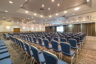 Гостиница DoubleTree by Hilton Swindon