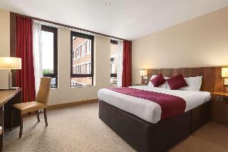 Гостиница Ramada by Wyndham Hounslow - Heathrow East