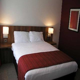 Гостиница Ramada by Wyndham Hounslow - Heathrow East