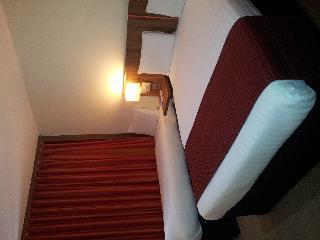 Гостиница Ramada by Wyndham Hounslow - Heathrow East