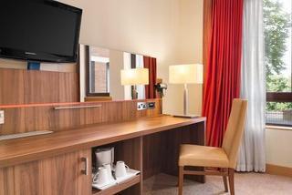 Гостиница Ramada by Wyndham Hounslow - Heathrow East