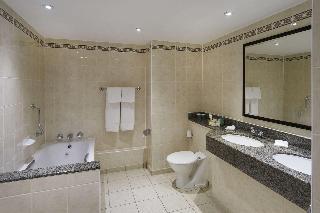 Гостиница Hilton Cobham