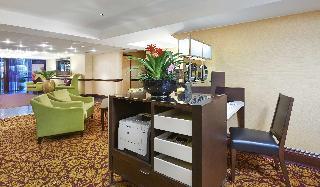 Гостиница Hilton Cobham