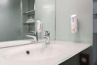 Hotel Ramada Encore by Wyndham Doncaster Airport
