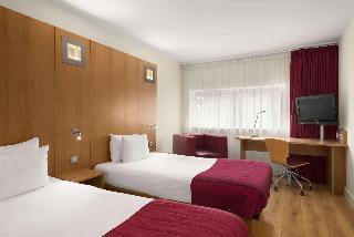 Hotel Ramada Encore by Wyndham Doncaster Airport