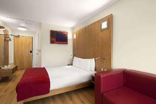 Hotel Ramada Encore by Wyndham Doncaster Airport
