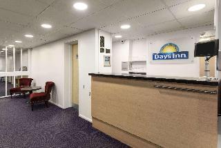 Гостиница Days Inn by Wyndham Bridgend Cardiff M4