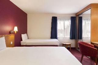 Гостиница Days Inn by Wyndham Peterborough