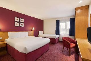 Гостиница Days Inn by Wyndham Peterborough