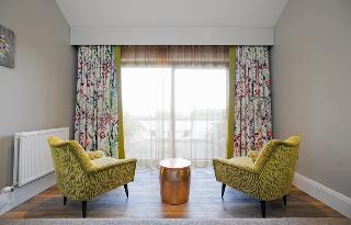 Combe Grove Hotel