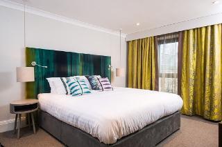 Combe Grove Hotel