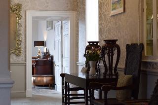 Combe Grove Hotel