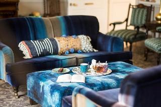 Combe Grove Hotel