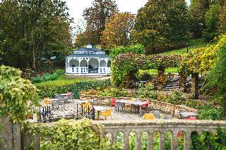 Combe Grove Hotel