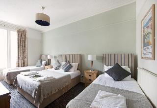 Гостиница Dean Park Inn