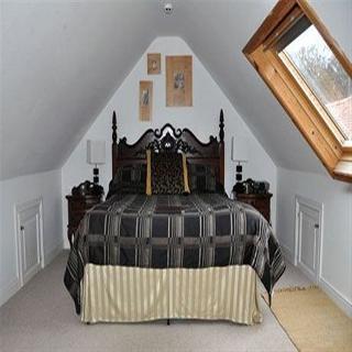 Hotel Sychnant Pass House