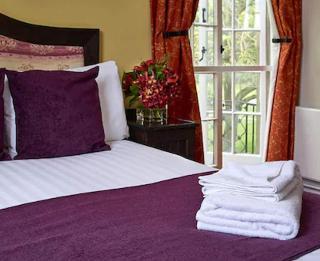 Hotel Hitchin Priory