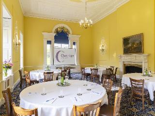 Hotel Hitchin Priory