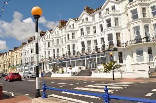 OYO The Strand Hotel
