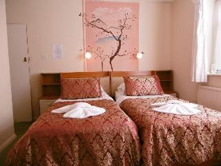Hotel The Ellesmere