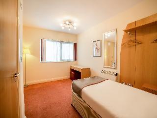 Hotel OYO Chase Suites