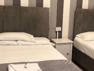Crystal Lodge Hotel