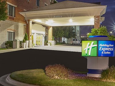 Гостиница Hi Express And Suites Grand Rapids South