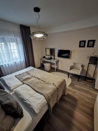 Hotel Volarik