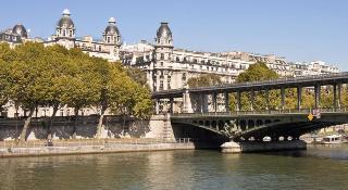 Hotel Eiffel Saint Charles