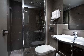 Hotel Eiffel Saint Charles