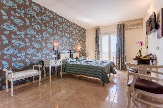 Ariadne Hotel
