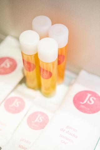 Гостиница JS Yate