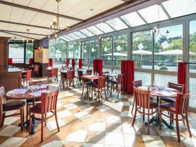 Гостиница Ibis Chartres Ouest Luce